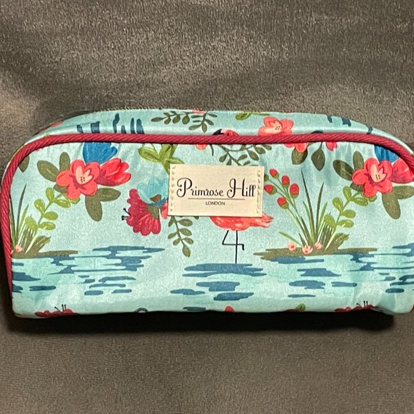 Primrose Hill of London Beautiful Turquoise and Bright Pink Cosmetic Bag - Picture 1 of 6